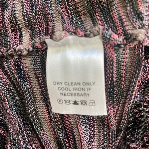 Laundry by Shelli Segal | Pink Black White Crochet Sheer Sweater No Tags - Picture 4 of 4